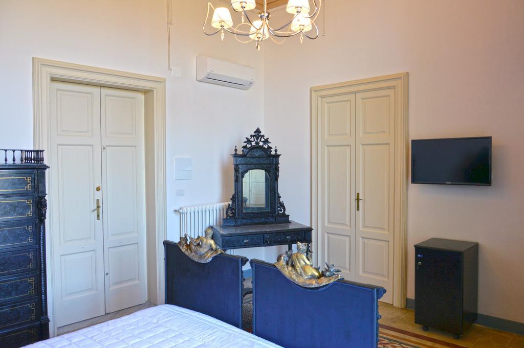Palazzo Vallebona Gallipoli Extérieur photo
