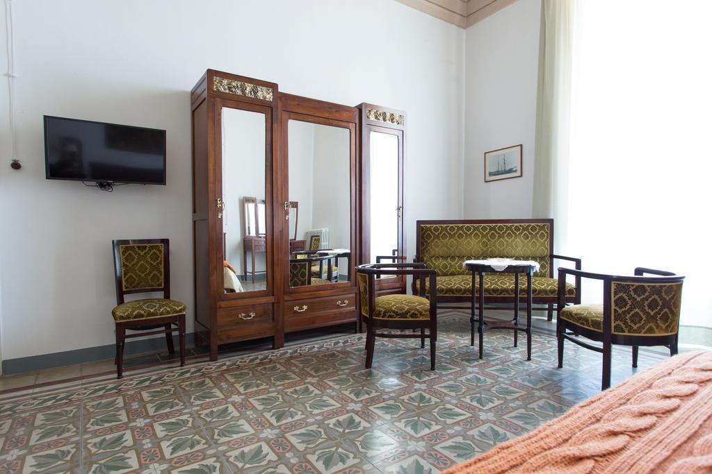 Palazzo Vallebona Gallipoli Extérieur photo