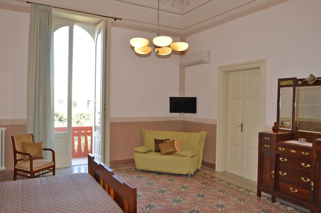 Palazzo Vallebona Gallipoli Extérieur photo