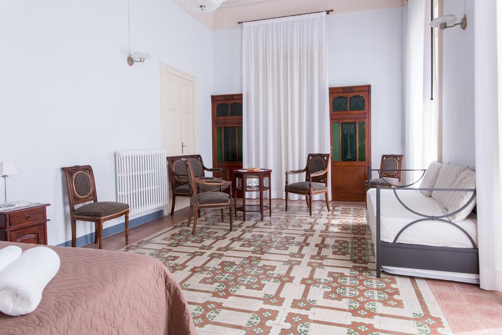 Palazzo Vallebona Gallipoli Extérieur photo